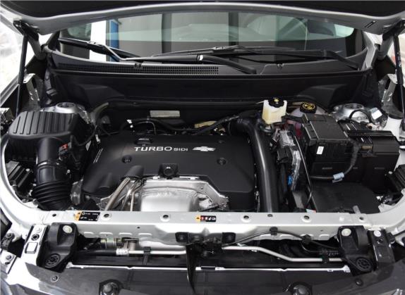 探界者 2018款 Redline 550T 自动四驱捍界版RS 其他细节类   发动机舱
