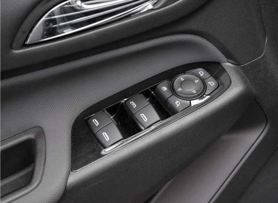 探界者 2021款 550T RS 四驱智能拓界版 车厢座椅   门窗控制