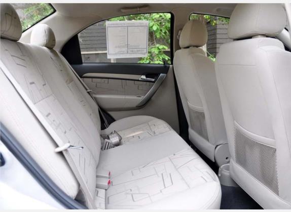 乐风 2009款 1.4 SE AT 车厢座椅   后排空间