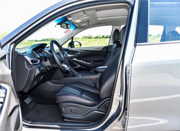 沃兰多 2018款 Redline 530T 自动耀享版（5+2款） 国V 车厢座椅   前排空间