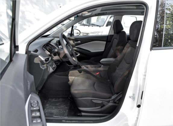 沃兰多 2018款 530T 自动劲享版（5+2款） 国V 车厢座椅   前排空间