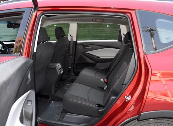 沃兰多 2019款 530T 自动劲享版（5座款） 国VI 车厢座椅   后排空间
