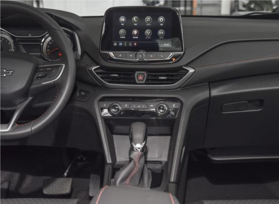 沃兰多 2019款 Redline 530T 自动纵享版（5座款） 国VI 中控类   中控台