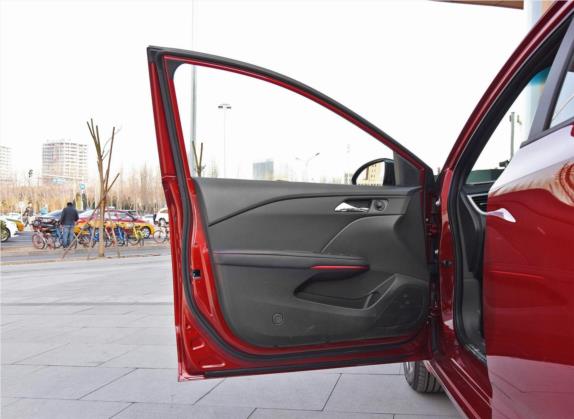 科鲁泽 2019款 RS 330T 自动痛快版 国VI 车厢座椅   前门板