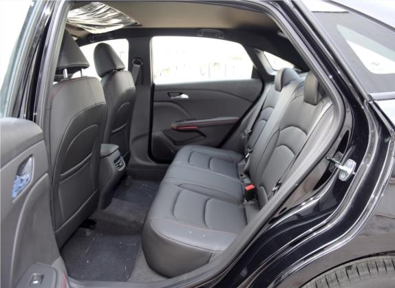 科鲁泽 2019款 RS 330T 自动畅快版 国VI 车厢座椅   后排空间