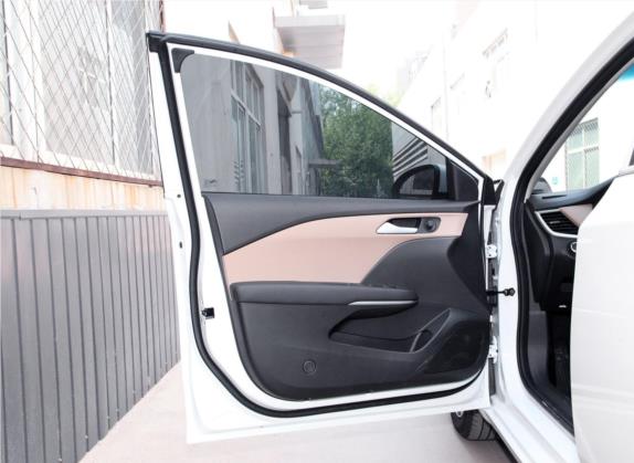 科鲁泽 2020款 320 自动悦畅版 车厢座椅   前门板