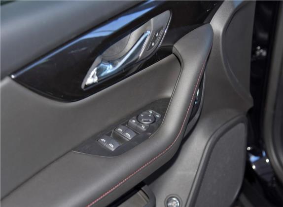 开拓者 2021款 轻混 650T RS 四驱 5座 悍版 车厢座椅   门窗控制