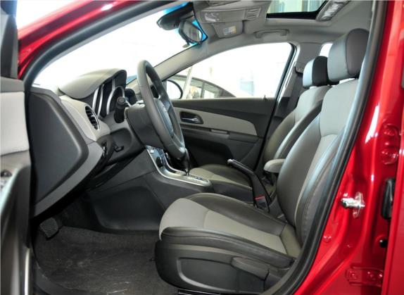 科鲁兹 2012款 1.6L SE AT 车厢座椅   前排空间