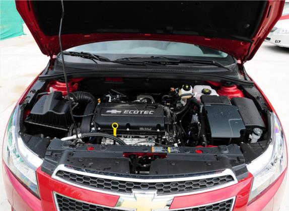 科鲁兹 2012款 1.8L SE AT 其他细节类   发动机舱