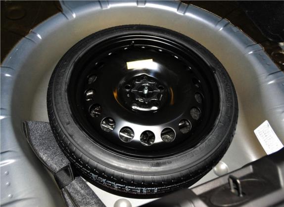 科鲁兹 2012款 1.8L SX AT 其他细节类   备胎