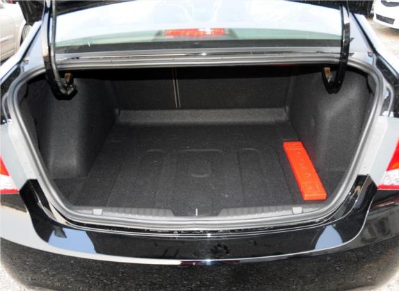 科鲁兹 2013款 1.6L SL天地版 AT 车厢座椅   后备厢