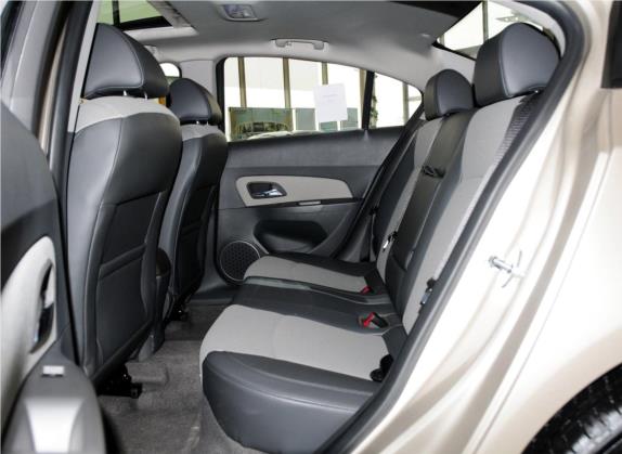 科鲁兹 2013款 1.8L SE AT 车厢座椅   后排空间