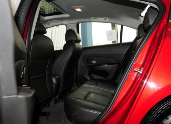 科鲁兹 2013款 1.8L SX AT 车厢座椅   后排空间