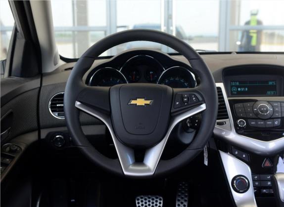 科鲁兹 2013款 掀背 1.6T 自动旗舰型 中控类   驾驶位