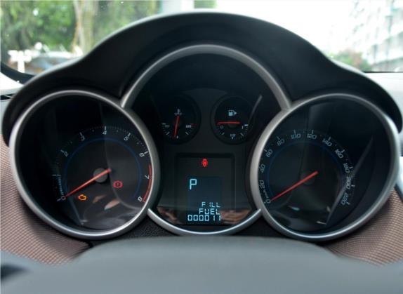 科鲁兹 2013款 掀背 1.6L 自动豪华型 中控类   仪表盘