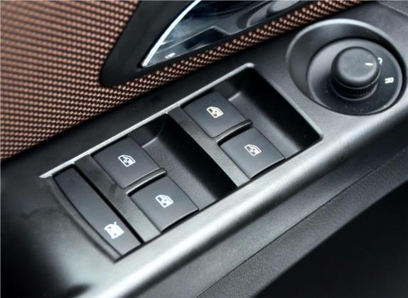 科鲁兹 2013款 掀背 1.6L 自动豪华型 车厢座椅   门窗控制