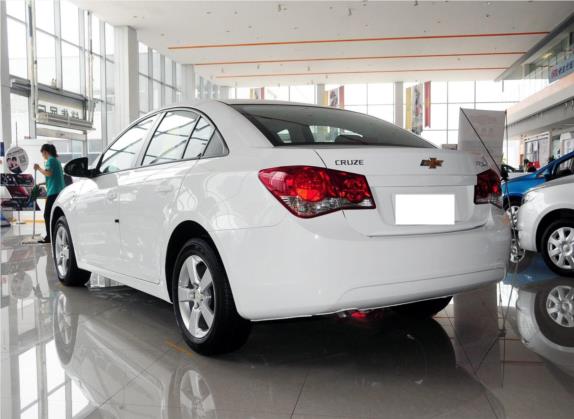 科鲁兹 2014款 1.6L SL百万纪念版 MT 外观   斜后