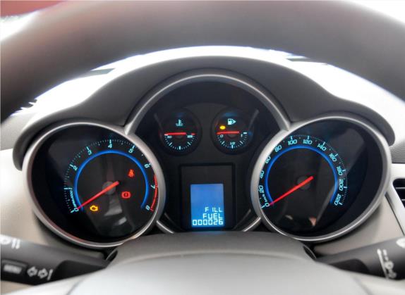 科鲁兹 2014款 1.6L SL百万纪念版 MT 中控类   仪表盘