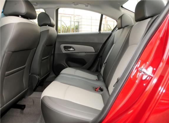 科鲁兹 2014款 1.6L SL百万纪念版 AT 车厢座椅   后排空间