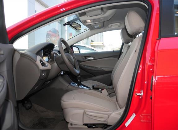 科鲁兹 2015款 1.5L 自动时尚导航版 车厢座椅   前排空间