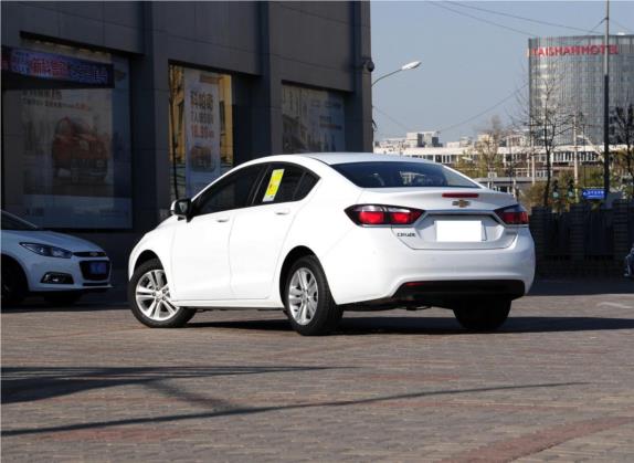 科鲁兹 2015款 1.5L 手动精英版 外观   斜后