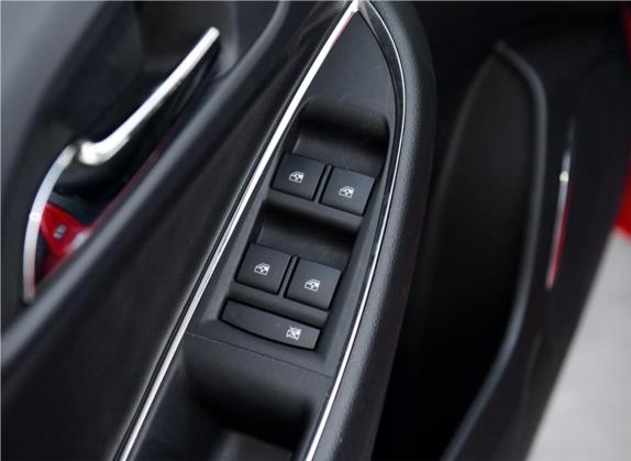 科鲁兹 2015款 1.4T 手动精英版 车厢座椅   门窗控制
