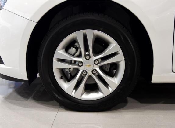 科鲁兹 2015款 掀背 1.6L 自动舒适版 其他细节类   前轮