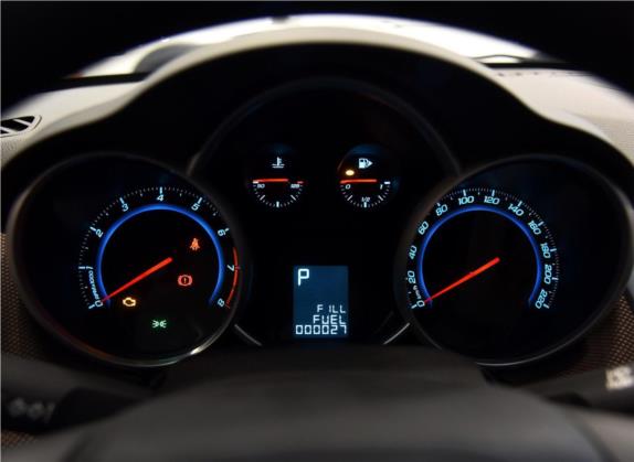 科鲁兹 2015款 掀背 1.6L 自动舒适版 中控类   仪表盘