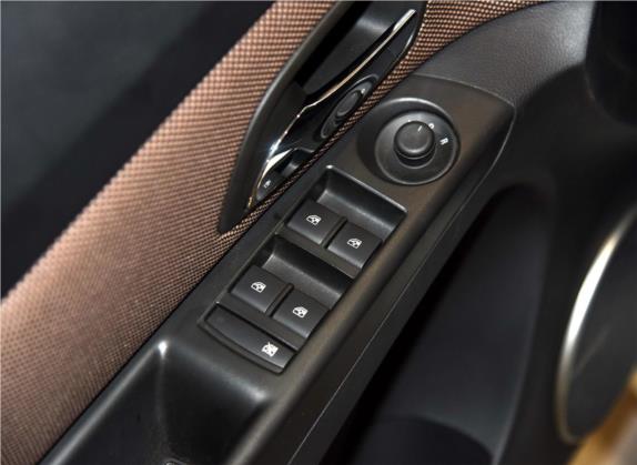 科鲁兹 2015款 掀背 1.6L 自动舒适版 车厢座椅   门窗控制