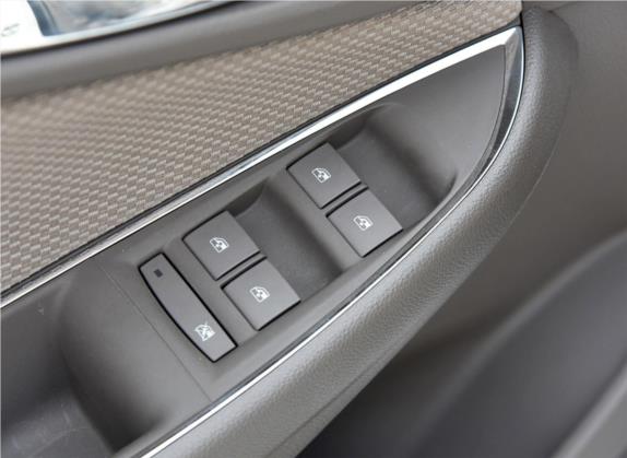 科鲁兹 2016款 1.5L 手动时尚版 车厢座椅   门窗控制