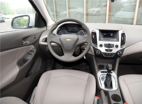 科鲁兹 2016款 1.5L 自动时尚天窗版 中控类   驾驶位