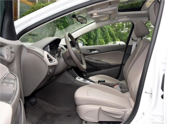 科鲁兹 2016款 1.5L 自动时尚天窗版 车厢座椅   前排空间