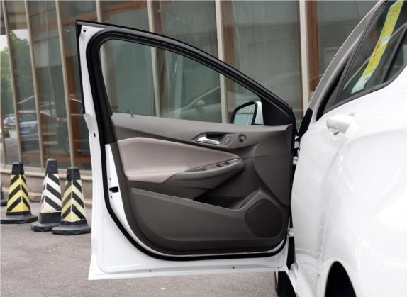 科鲁兹 2016款 1.5L 自动时尚天窗版 车厢座椅   前门板