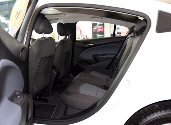 科鲁兹 2017款 1.5L 自动先锋天窗版 车厢座椅   后排空间
