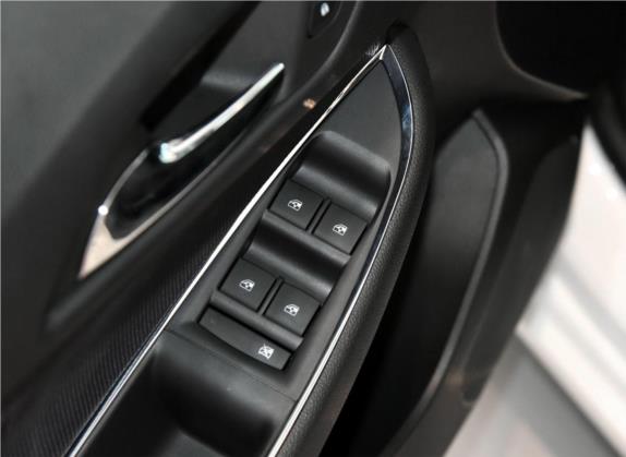 科鲁兹 2017款 1.5L 手动炫锋版 车厢座椅   门窗控制