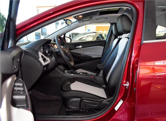 科鲁兹 2017款 1.5L 自动炫锋版 车厢座椅   前排空间