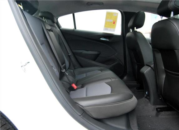 科鲁兹 2017款 1.5L 两厢 自动炫锋版 车厢座椅   后排空间