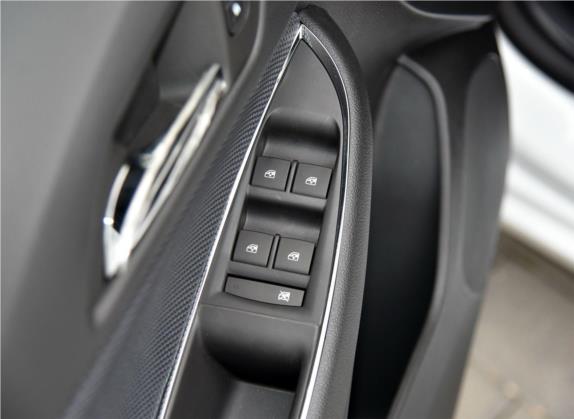科鲁兹 2018款 320 自动先锋天窗版 车厢座椅   门窗控制