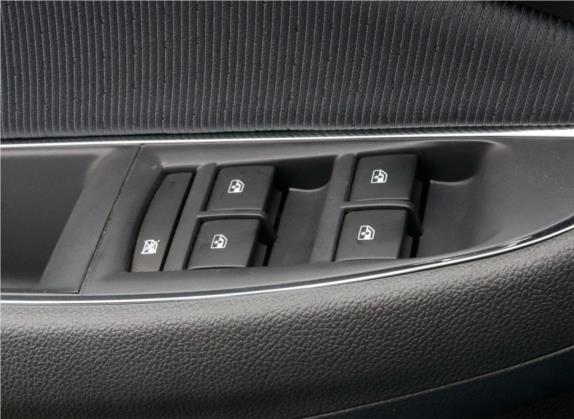 科鲁兹 2018款 320 自动炫锋都市版 车厢座椅   门窗控制