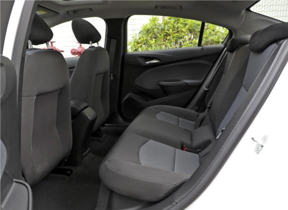 科鲁兹 2018款 改款 320 自动先锋版 车厢座椅   后排空间