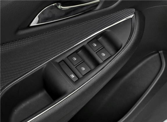 科鲁兹 2018款 改款 320 自动先锋版 车厢座椅   门窗控制