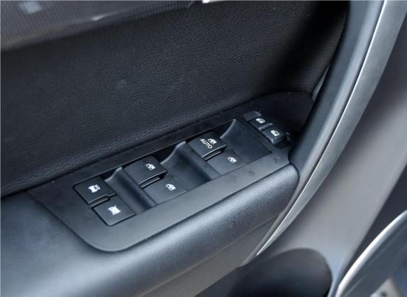 科帕奇(进口) 2011款 2.4 AT 7座豪华版 车厢座椅   门窗控制