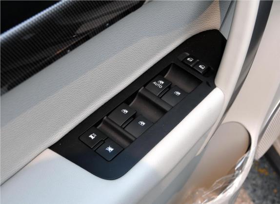 科帕奇(进口) 2011款 2.4 AT 5座舒适版 车厢座椅   门窗控制