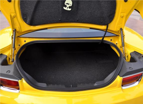 科迈罗 2012款 3.6L 变形金刚限量版 车厢座椅   后备厢