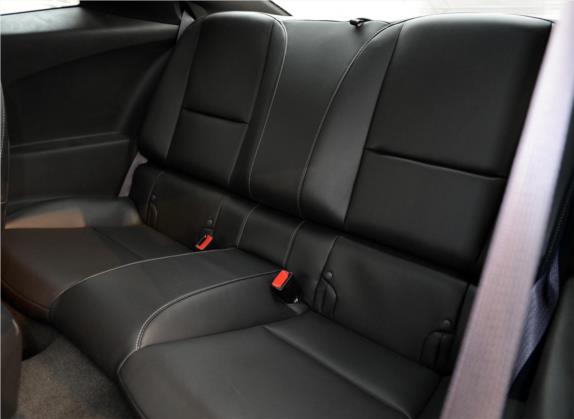 科迈罗 2015款 3.6L RS限量版 车厢座椅   后排空间