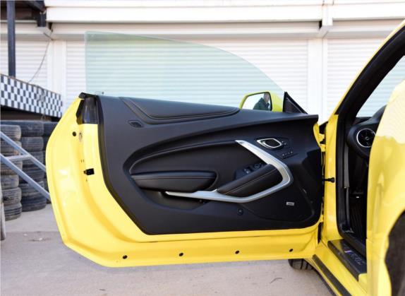 科迈罗 2017款 2.0T RS 车厢座椅   前门板