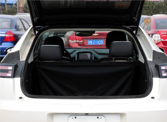 沃蓝达 2012款 标准型 车厢座椅   后备厢