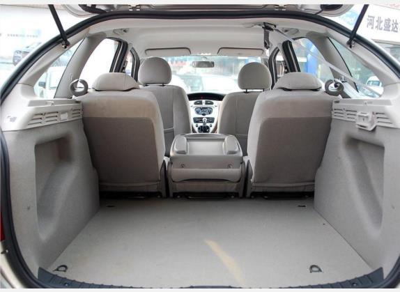 毕加索 2007款 1.6L 手动 车厢座椅   后备厢