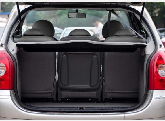 毕加索 2007款 2.0L 自动天窗版 车厢座椅   后备厢