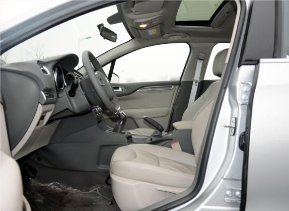 雪铁龙C4L 2013款 1.6L 手动劲智版 车厢座椅   前排空间